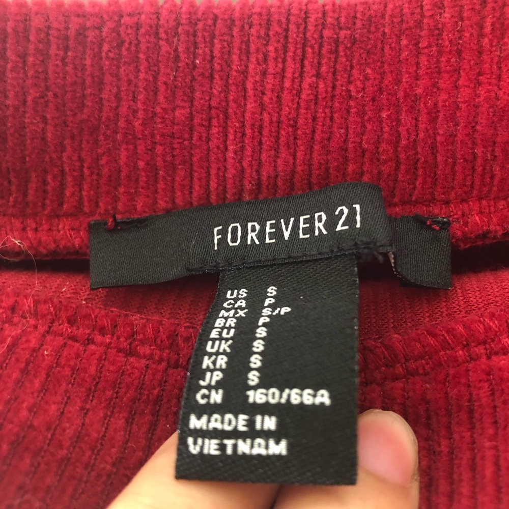 NWOT Forever 21 Red Ribbed Stretch Skater Skirt - Picture 4 of 7